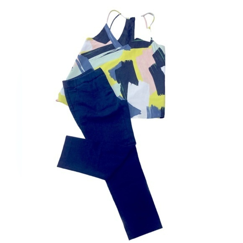 Casual outfit multicolored top size XS navy blue pants size 0